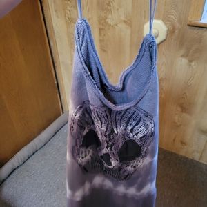 Light sweatshirt cropped top longer in the back.